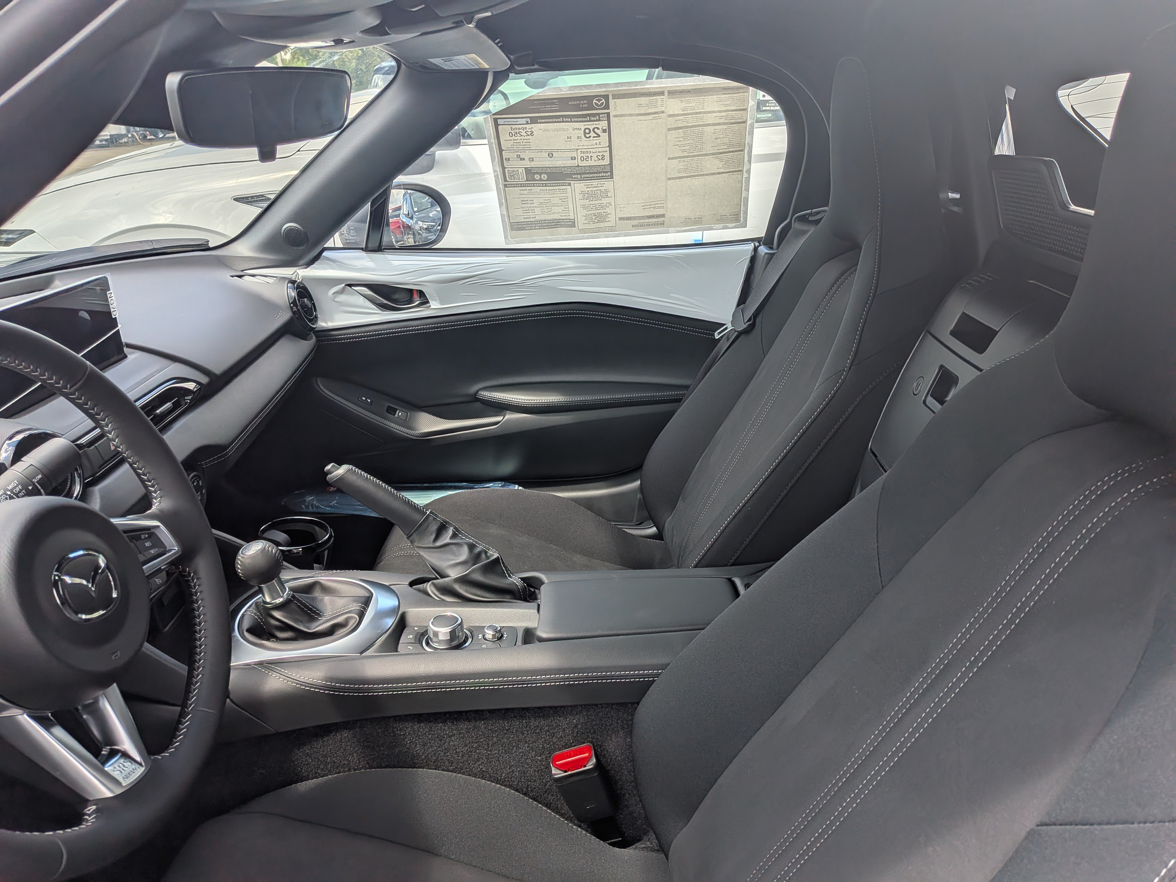 New 2026 MAZDA MX-5 Miata Club w/ Interior Package RWD image 18