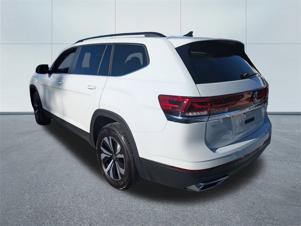 Used 2024 Volkswagen Atlas SE image 5