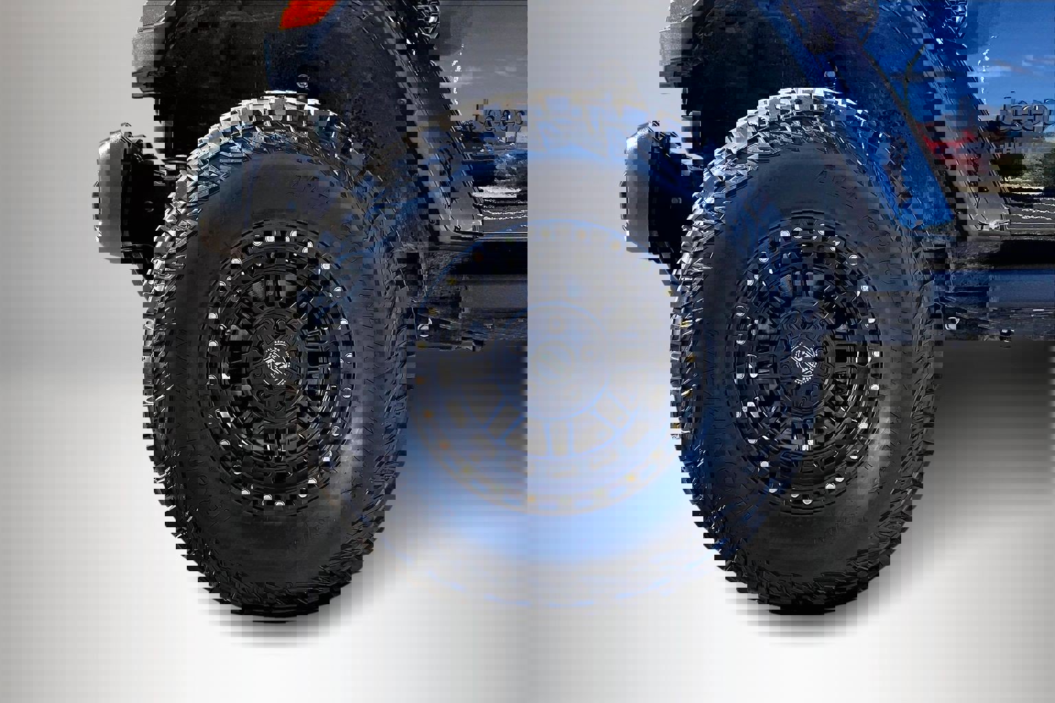 Used 2025 Jeep Gladiator Sport image 34