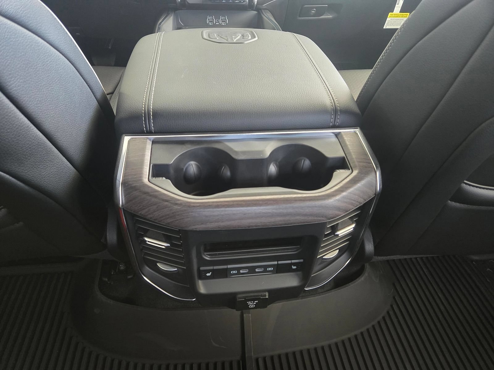 New 2026 RAM 1500 Laramie AWD/4WD image 6
