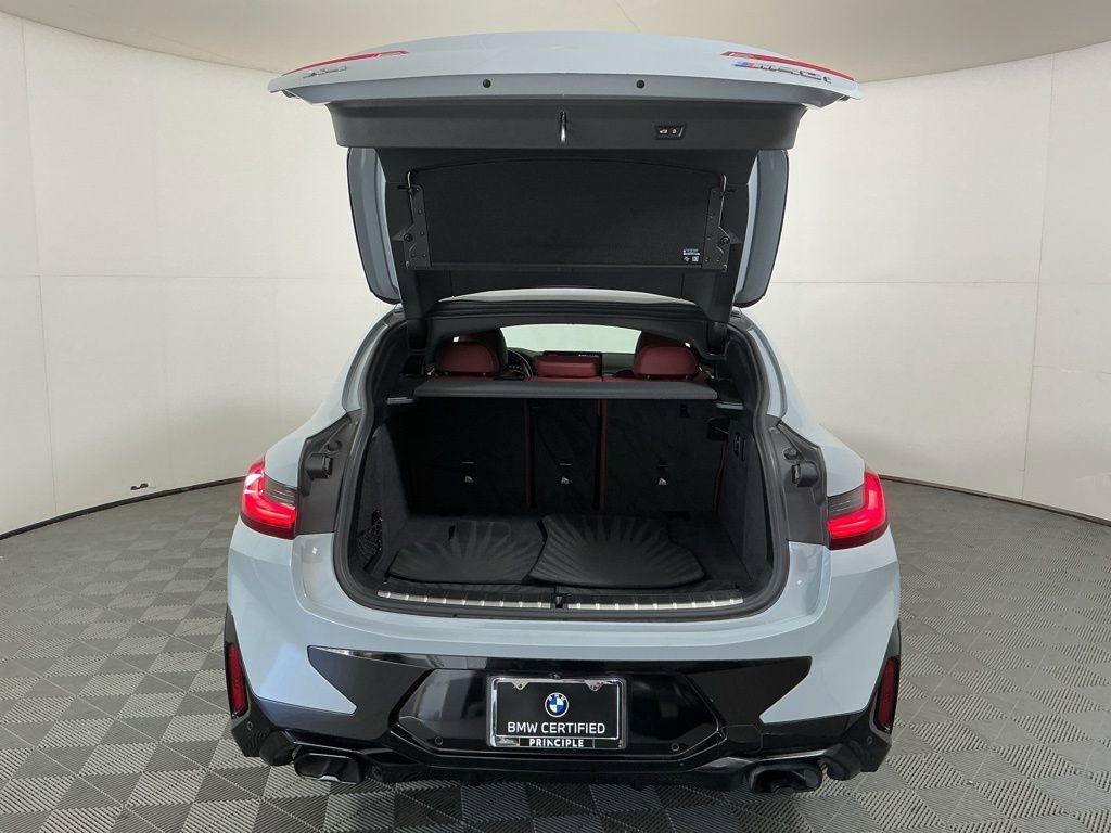 Used 2023 BMW X4 M40i w/ Premium Package image 29