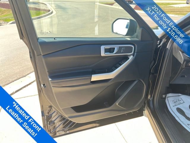 Used 2021 Ford Explorer XLT image 10