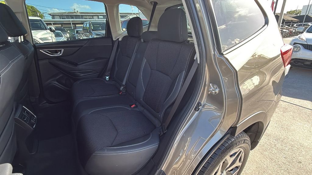 Used 2020 Subaru Forester Premium w/ Popular Package #1 AWD/4WD image 25