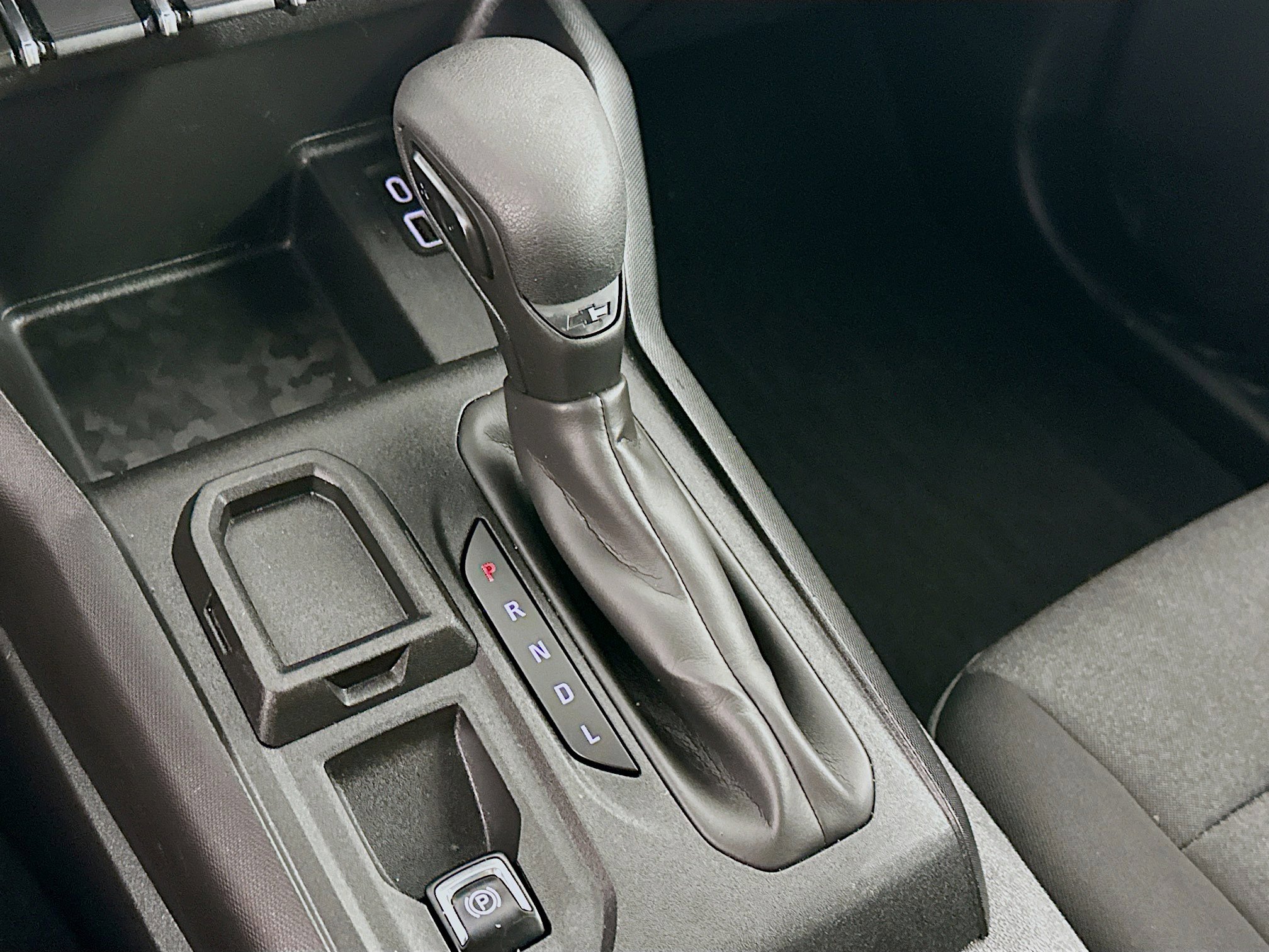 Used 2024 Chevrolet Colorado W/T image 25