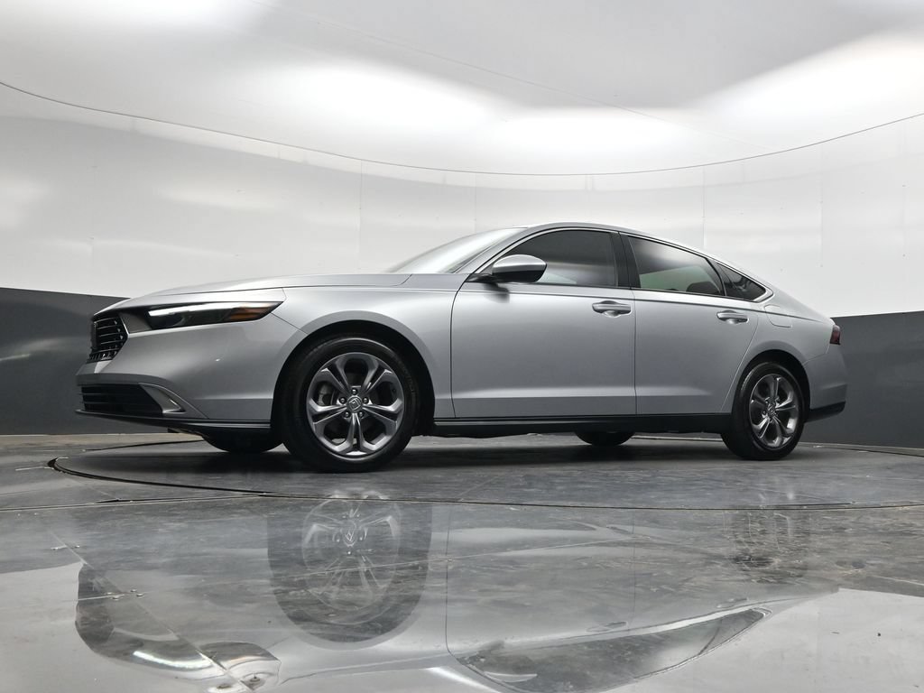 Used 2024 Honda Accord EX image 32