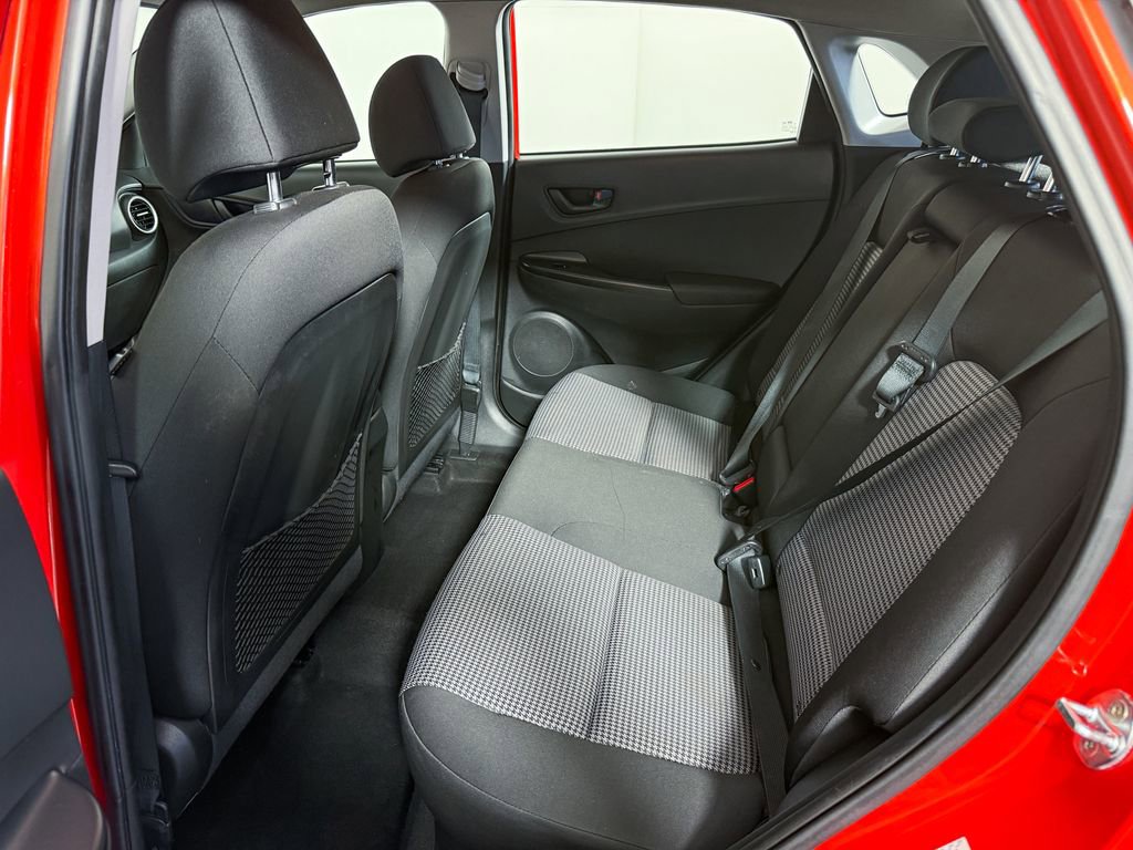 Used 2020 Hyundai Kona SE image 31