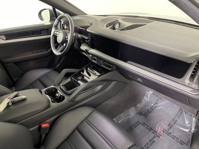 Used 2025 Porsche Cayenne E-Hybrid Coupe image 26