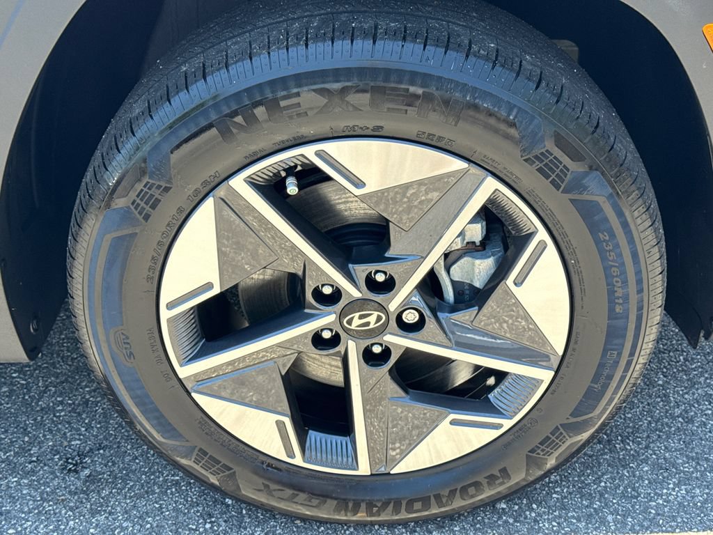 Certified 2025 Hyundai Tucson SEL AWD/4WD image 12