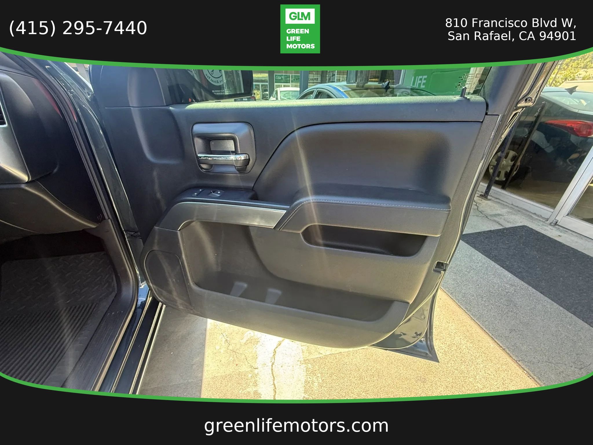 Used 2017 Chevrolet Silverado 1500 LT w/ LT Eassist Package AWD/4WD image 14