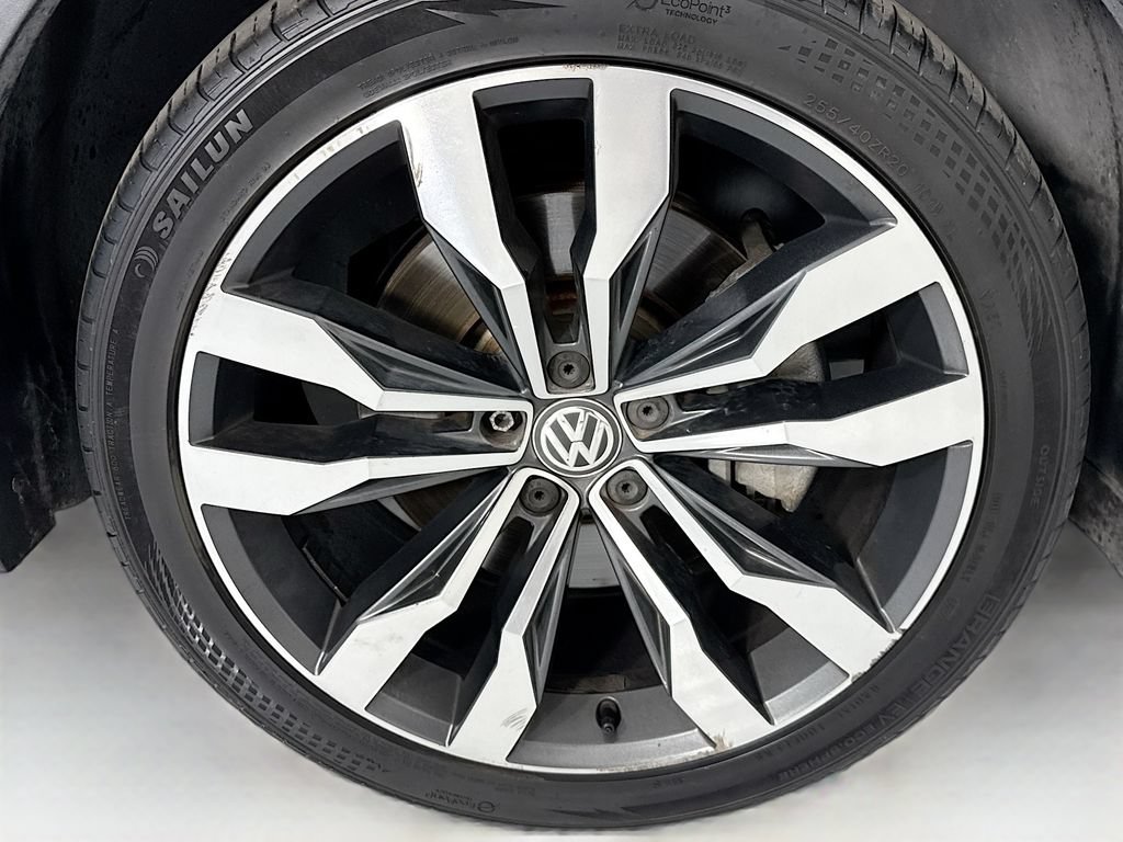 Used 2019 Volkswagen Tiguan SEL Premium R-Line w/ 3rd Row Seat Package AWD/4WD image 33