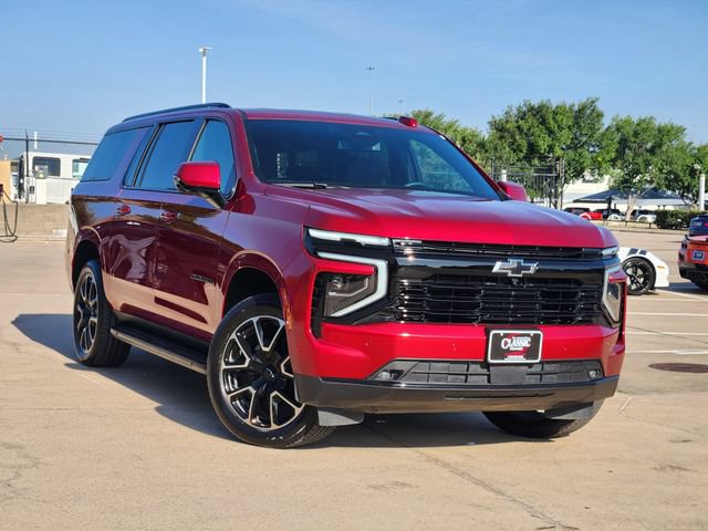 Used 2025 Chevrolet Suburban RST w/ RST Capability Package AWD/4WD video 2