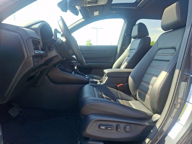 Used 2025 Honda CR-V Sport-L image 13