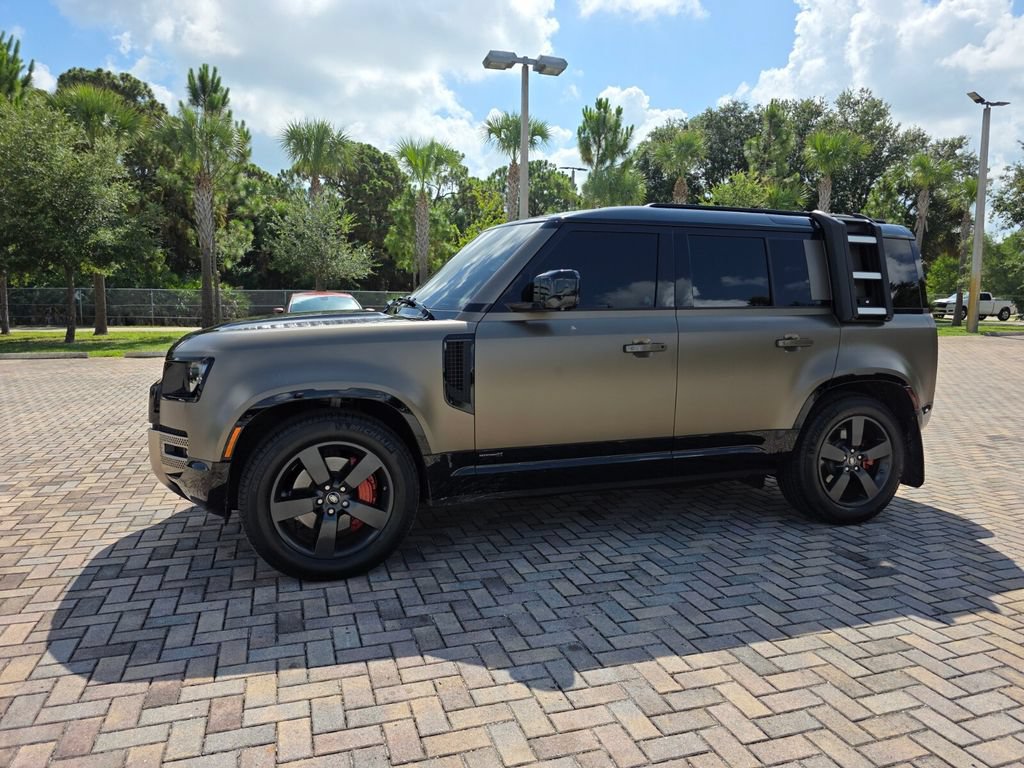 Used 2020 Land Rover Defender 110 X AWD/4WD image 3