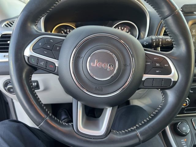Used 2018 Jeep Compass Latitude image 9