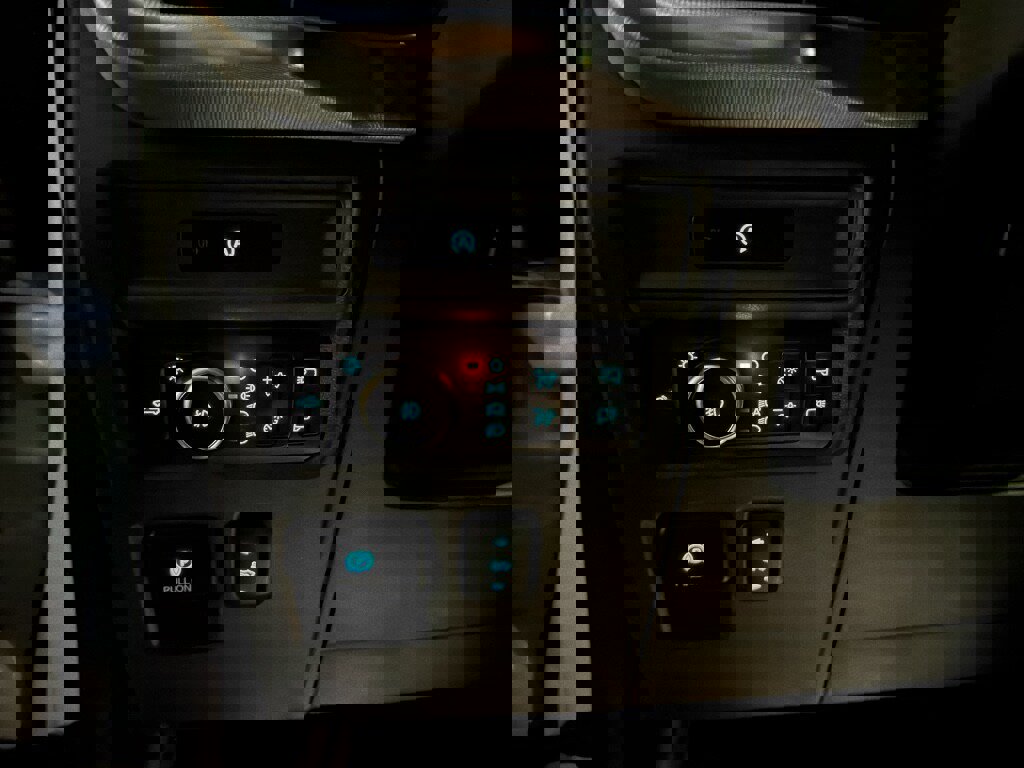 New 2025 Ford F150 Lariat w/ Equipment Group 501A Mid image 21