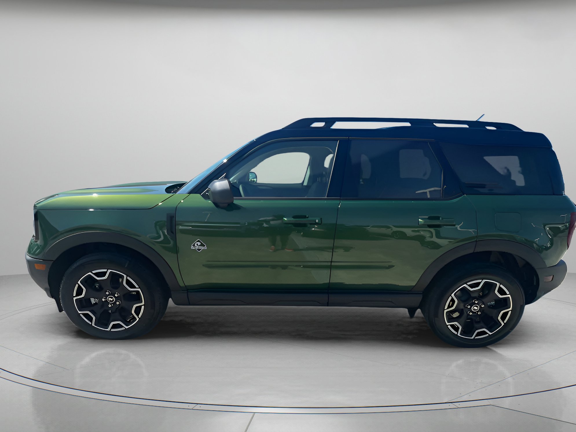 New 2025 Ford Bronco Sport Outer Banks w/ Outer Banks Tech Package+ image 16