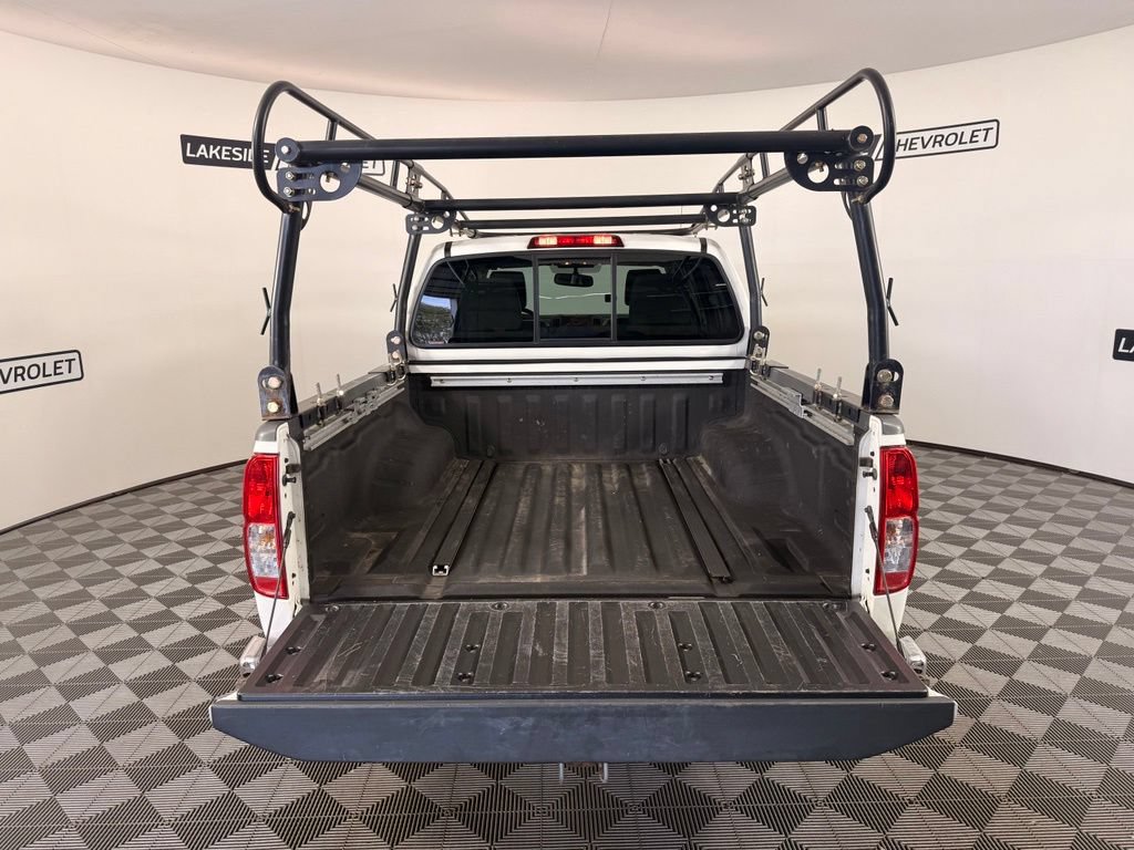 Used 2015 Nissan Frontier SL AWD/4WD image 14