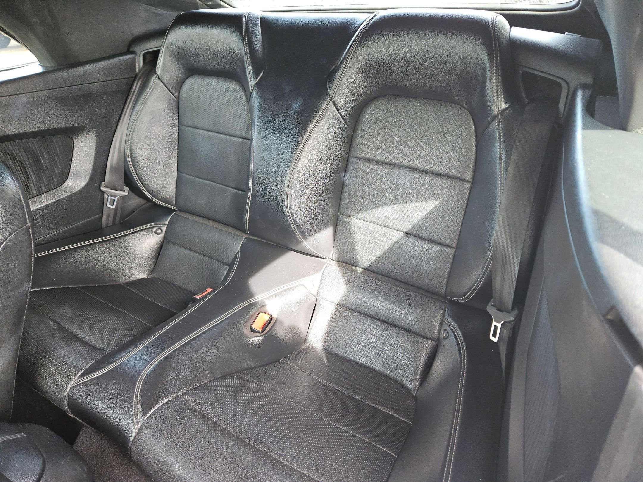 Used 2020 Ford Mustang Premium image 21