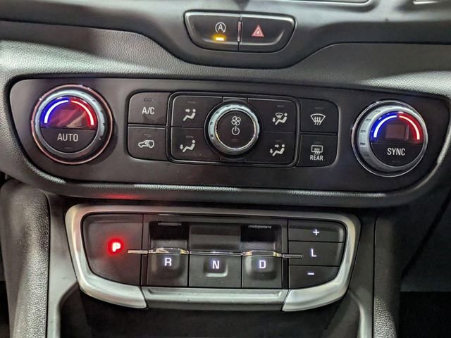 Used 2023 GMC Terrain SLE w/ Driver Convenience Package image 20