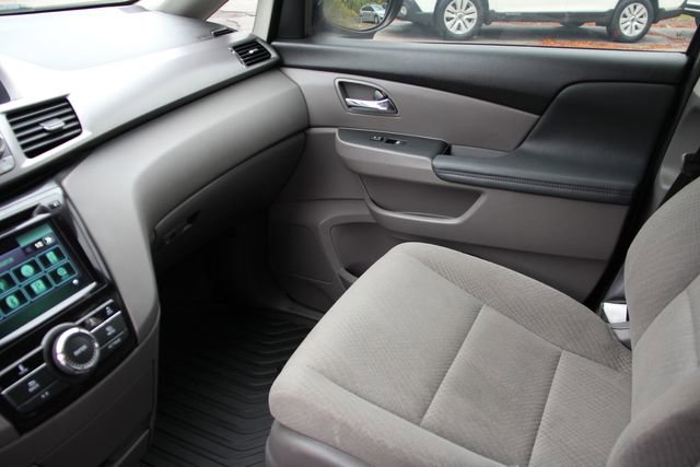 Used 2015 Honda Odyssey EX image 24
