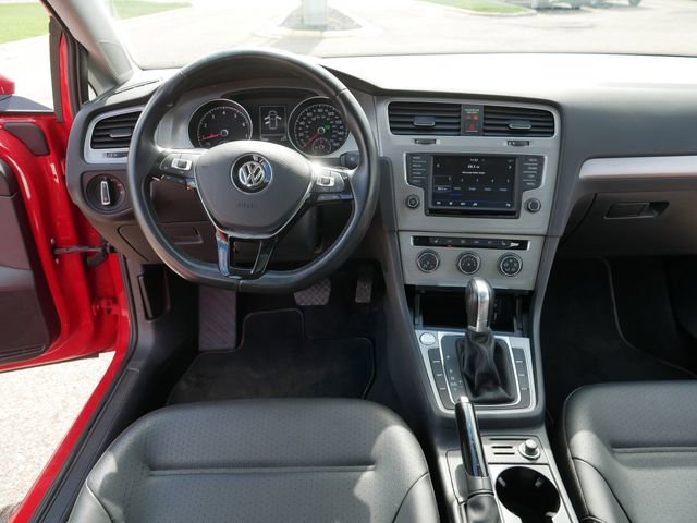 Used 2017 Volkswagen Golf Wolfsburg Edition FWD image 21