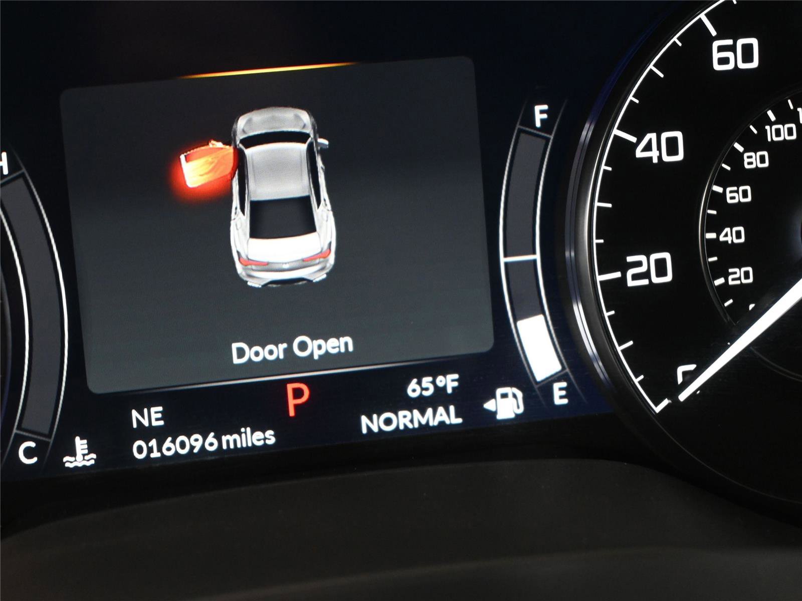 Certified 2023 Acura TLX w/ Technology Package image 3