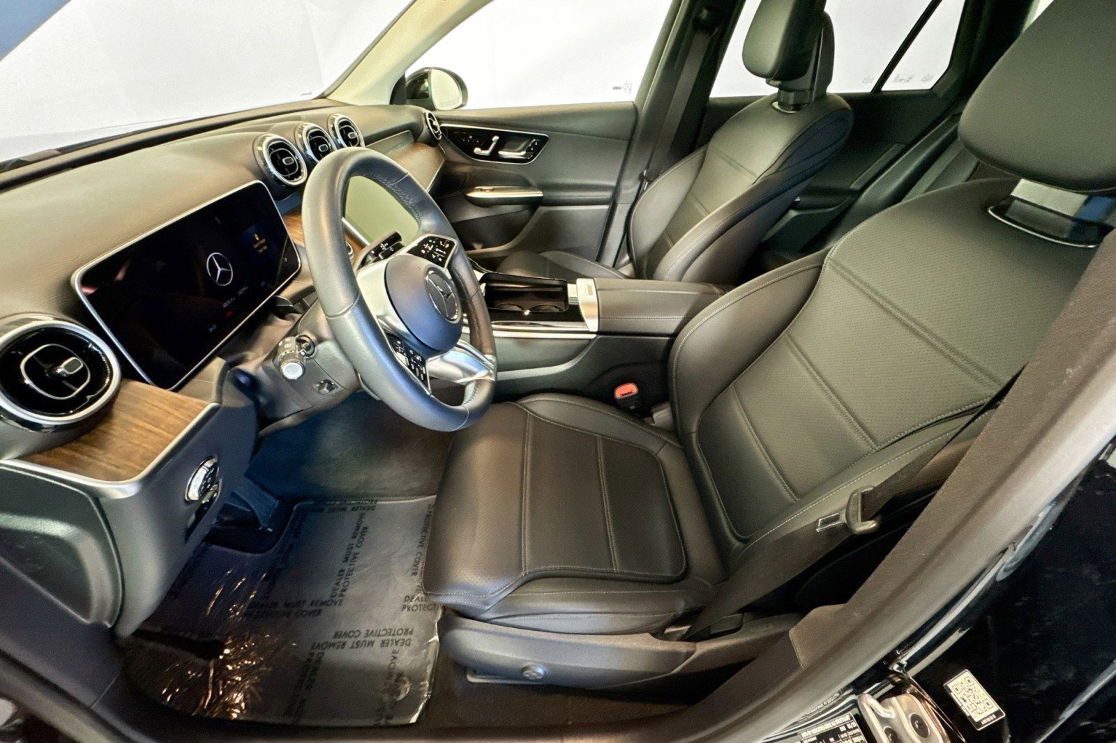 Certified 2025 Mercedes-Benz GLC 350e 4MATIC image 19