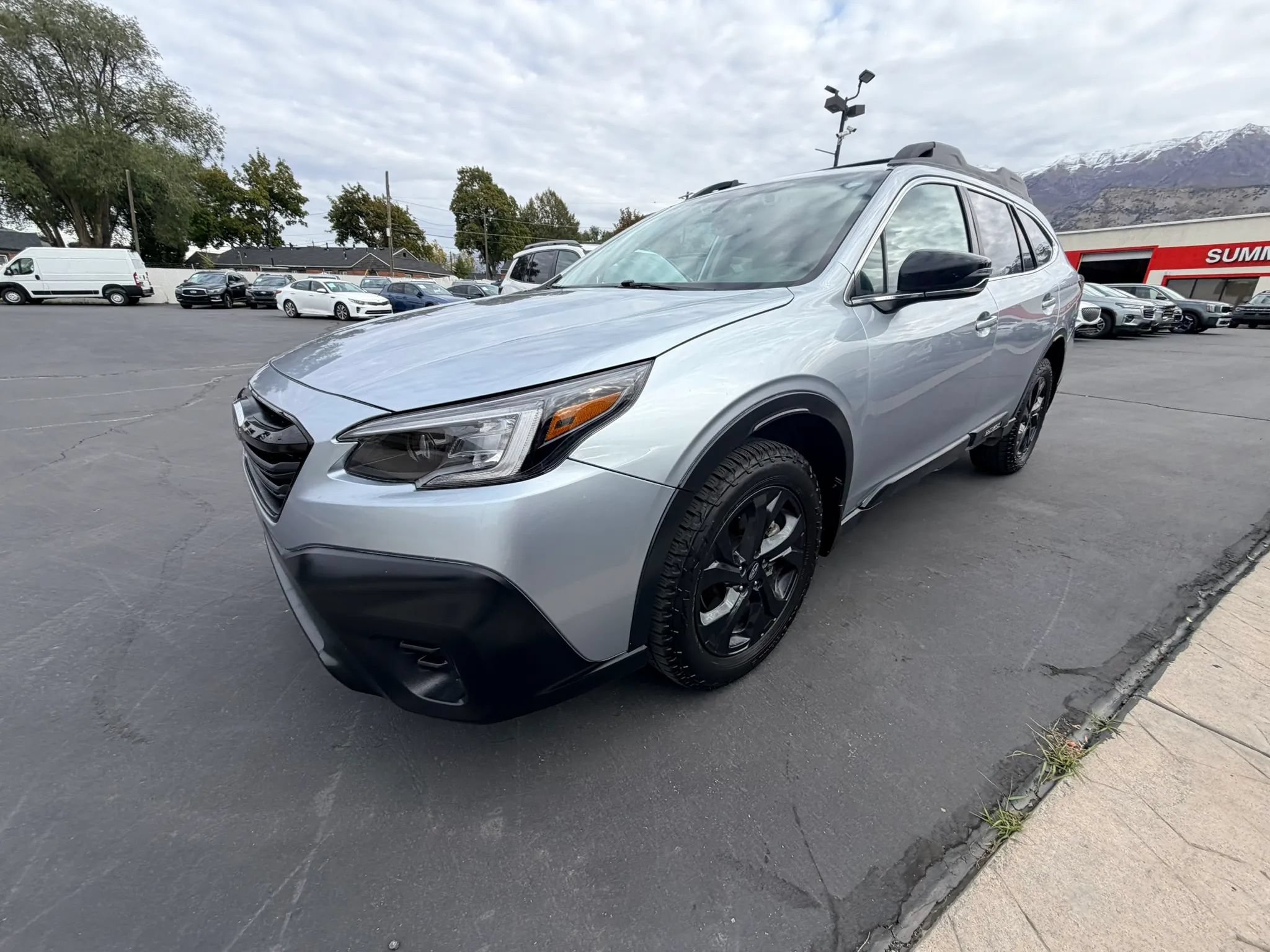Used 2020 Subaru Outback Onyx Edition XT w/ Popular Package #2 AWD/4WD image 7