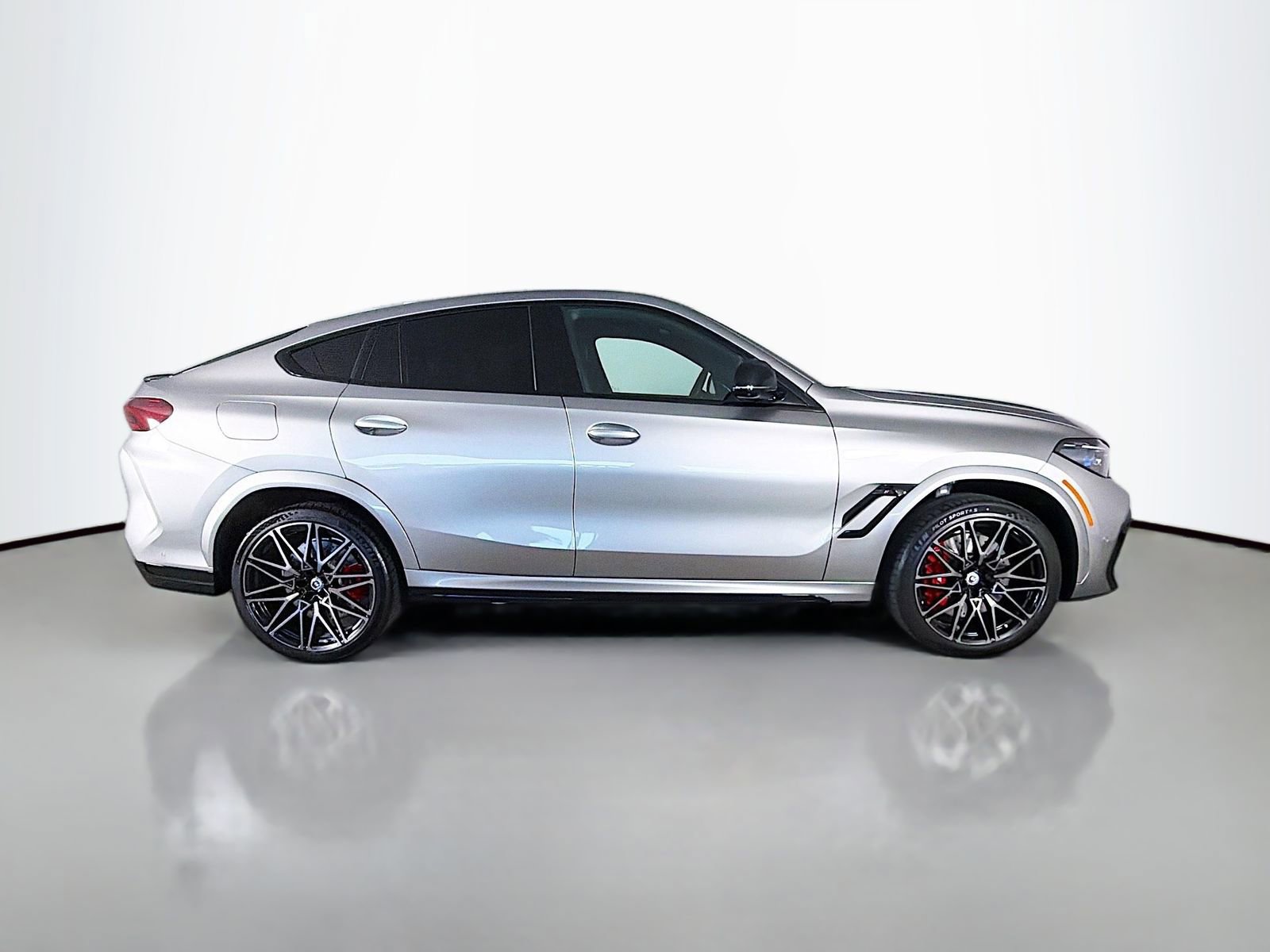 Used 2023 BMW X6 M w/ Competition Package AWD/4WD image 8
