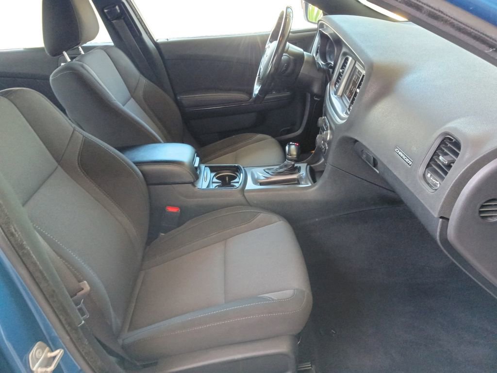 Used 2022 Dodge Charger SXT w/ Blacktop Package RWD image 24