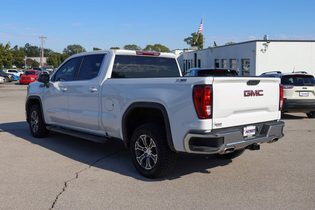 Used 2023 GMC Sierra 1500 SLE w/ X31 Off-Road Package AWD/4WD image 5