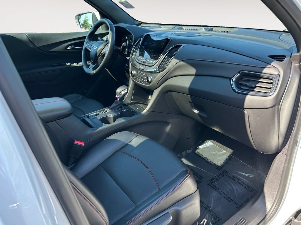 Used 2024 Chevrolet Equinox RS w/ RS Leather Package AWD/4WD image 26