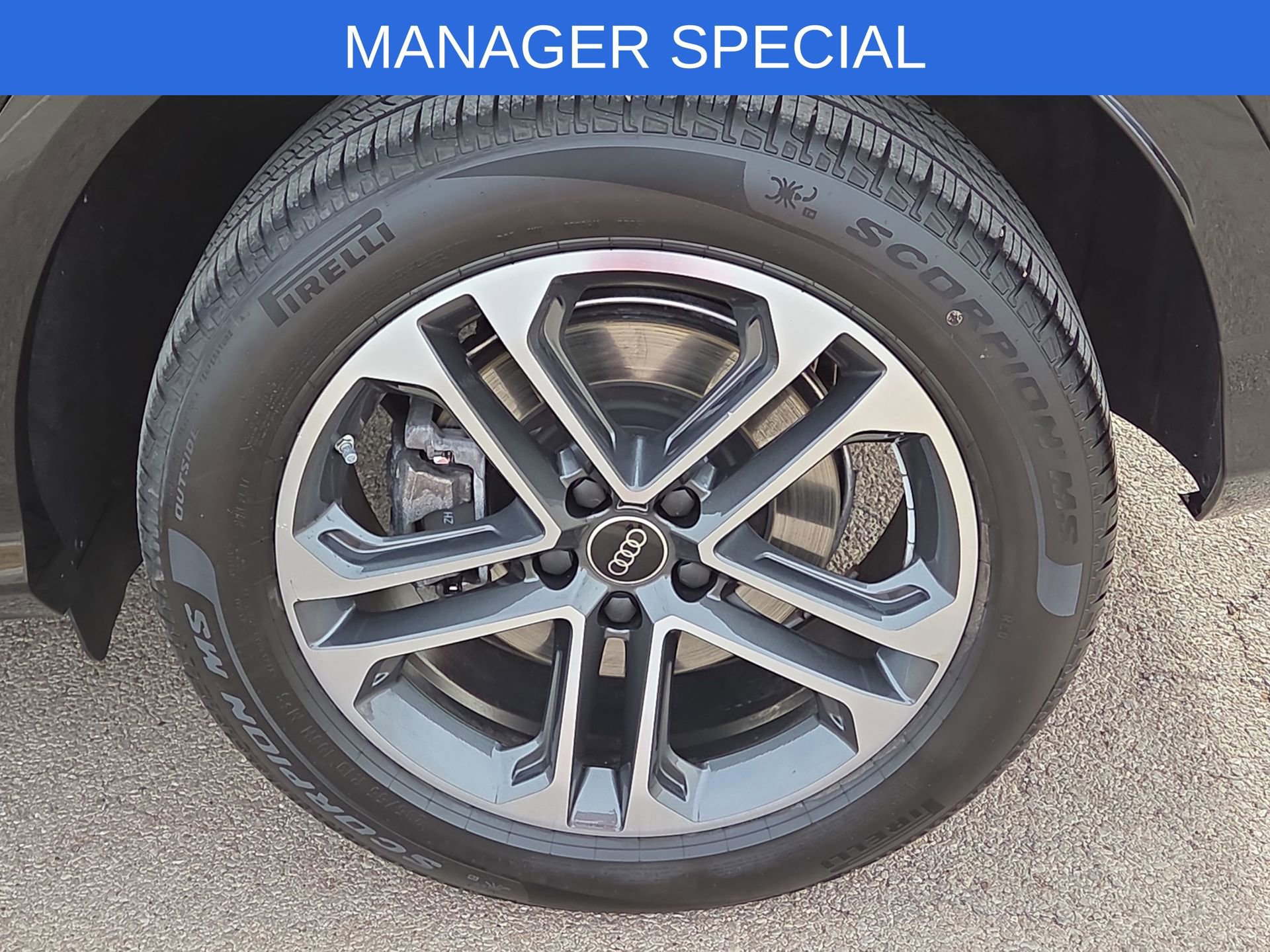 Certified 2025 Audi Q5 Premium w/ Convenience Package AWD/4WD image 11