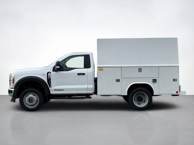 New 2025 Ford F550 4x4 Regular Cab Super Duty image 2