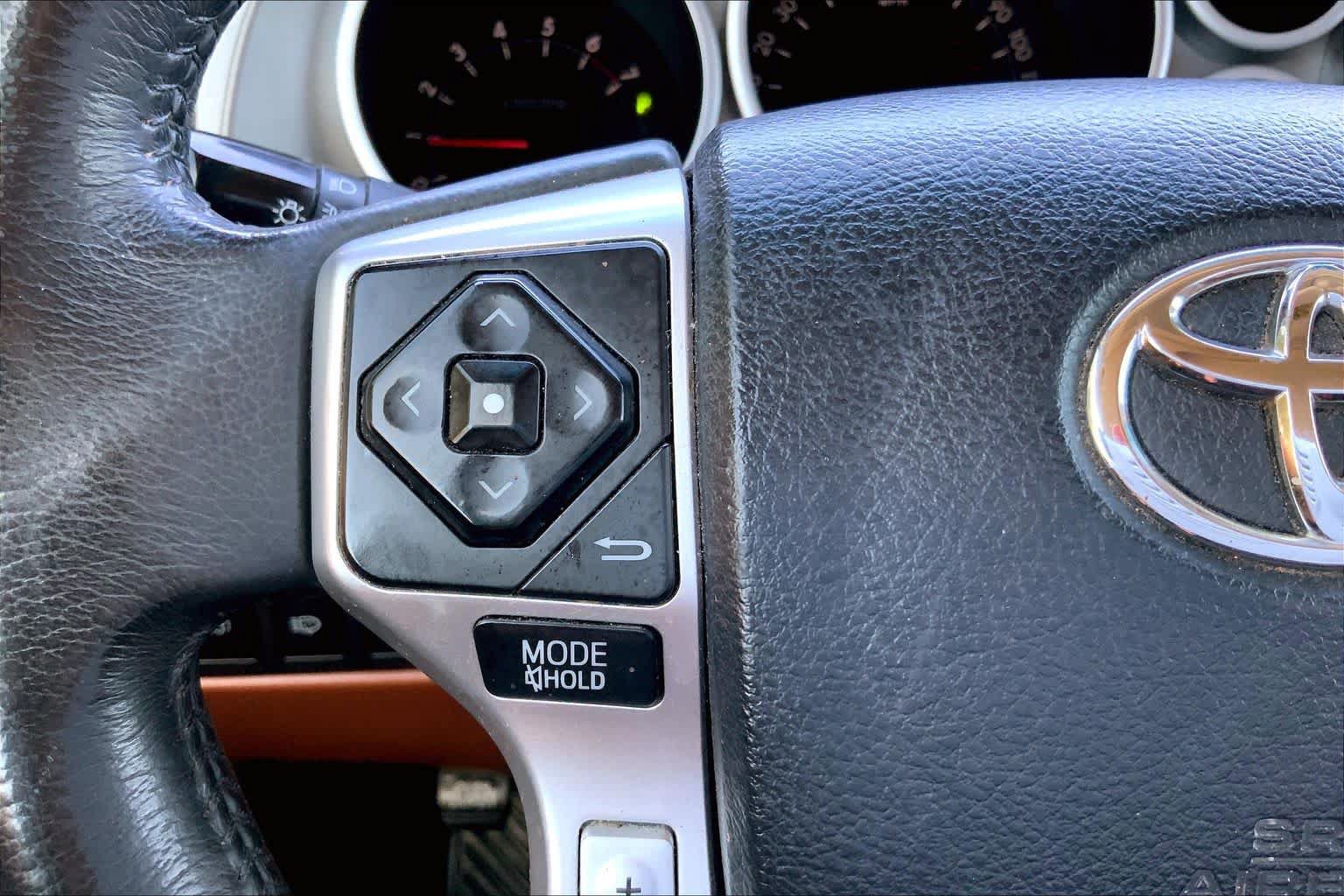 Used 2017 Toyota Sequoia Platinum RWD image 24