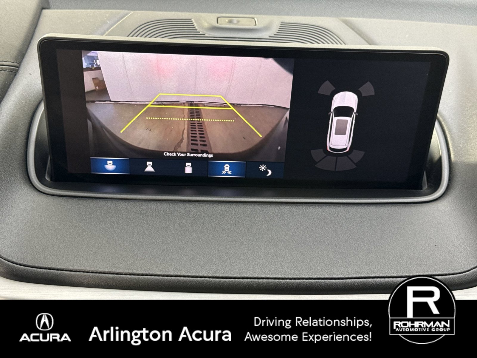 Certified 2024 Acura MDX w/ Technology Package AWD/4WD image 8