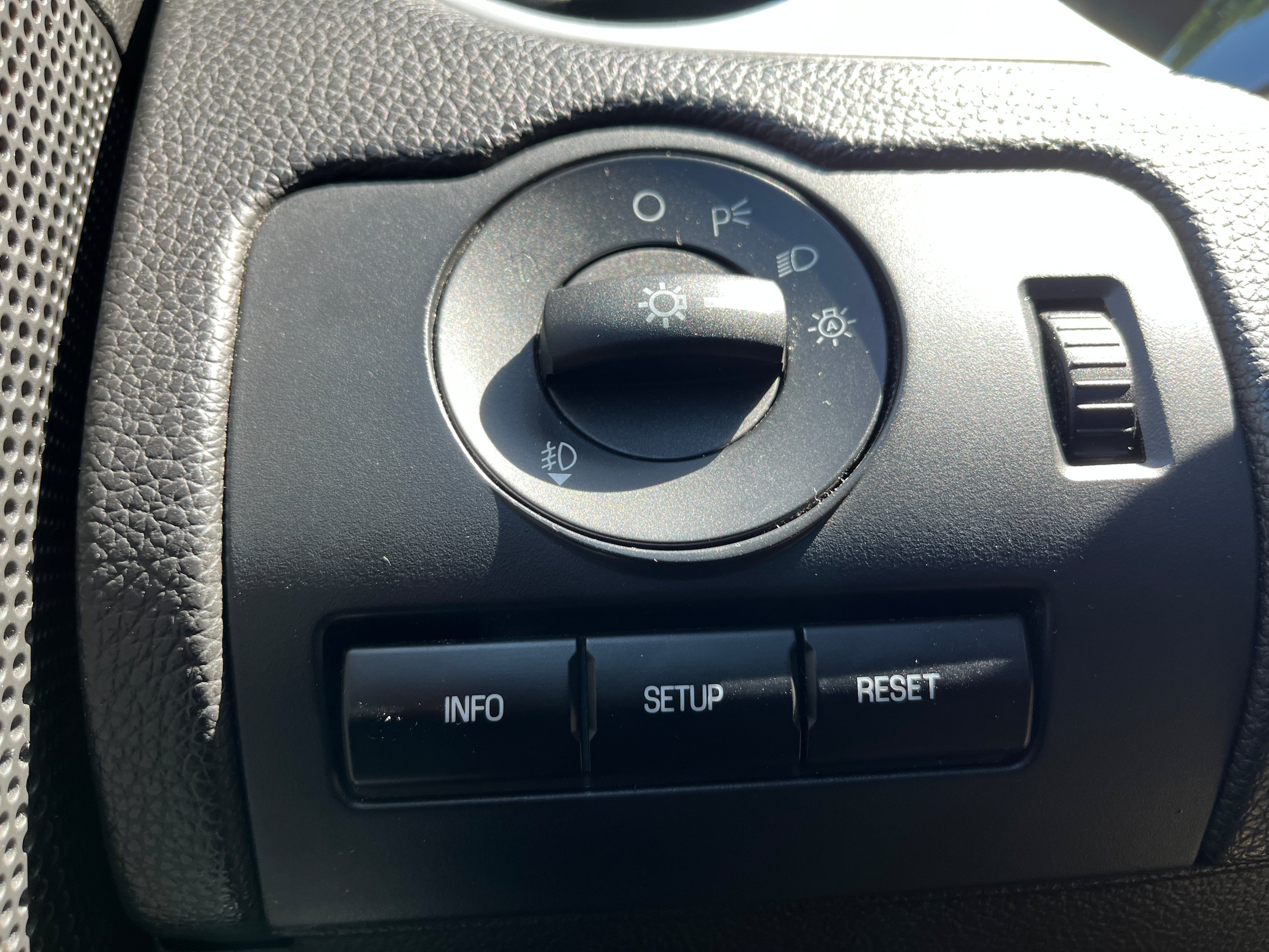 Used 2010 Ford Mustang GT Premium RWD image 17