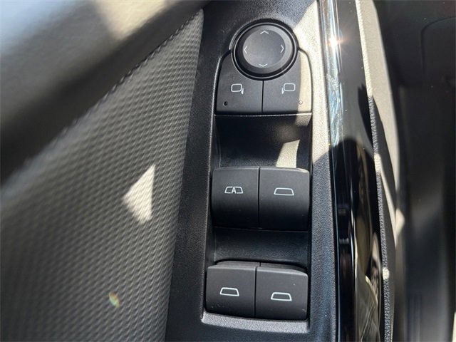 Used 2025 Chevrolet Equinox LT image 16