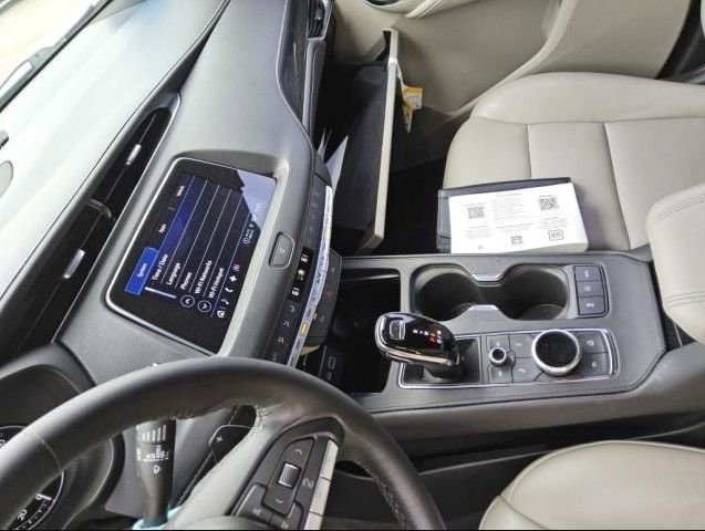 Used 2023 Cadillac XT4 Premium Luxury FWD image 9