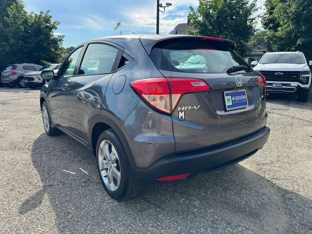Used 2016 Honda HR-V LX image 4