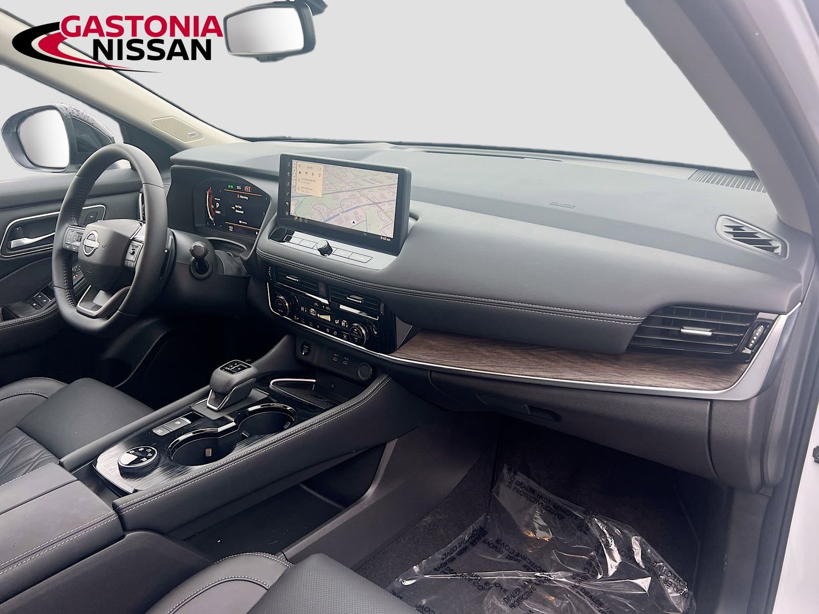 Used 2026 Nissan Rogue Platinum w/ Platinum Premium Package image 39