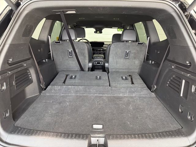 Used 2025 Buick Enclave Sport Touring AWD/4WD image 31