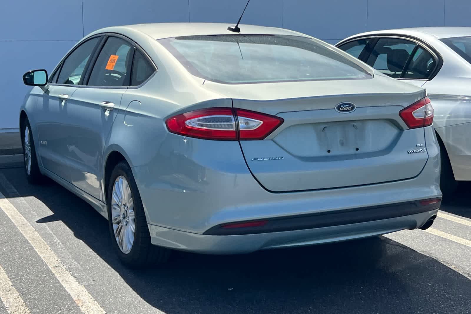 Used 2013 Ford Fusion SE FWD image 6