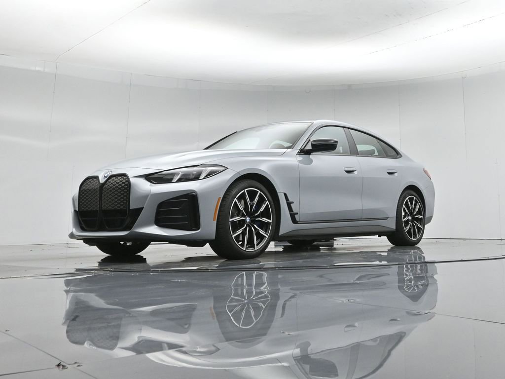 Used 2025 BMW i4 eDrive40 w/ M Sport Package image 46