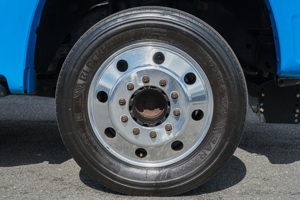 Used 2012 Ford F550 2WD Regular Cab Super Duty w/ Payload Upgrade Pkg image 21