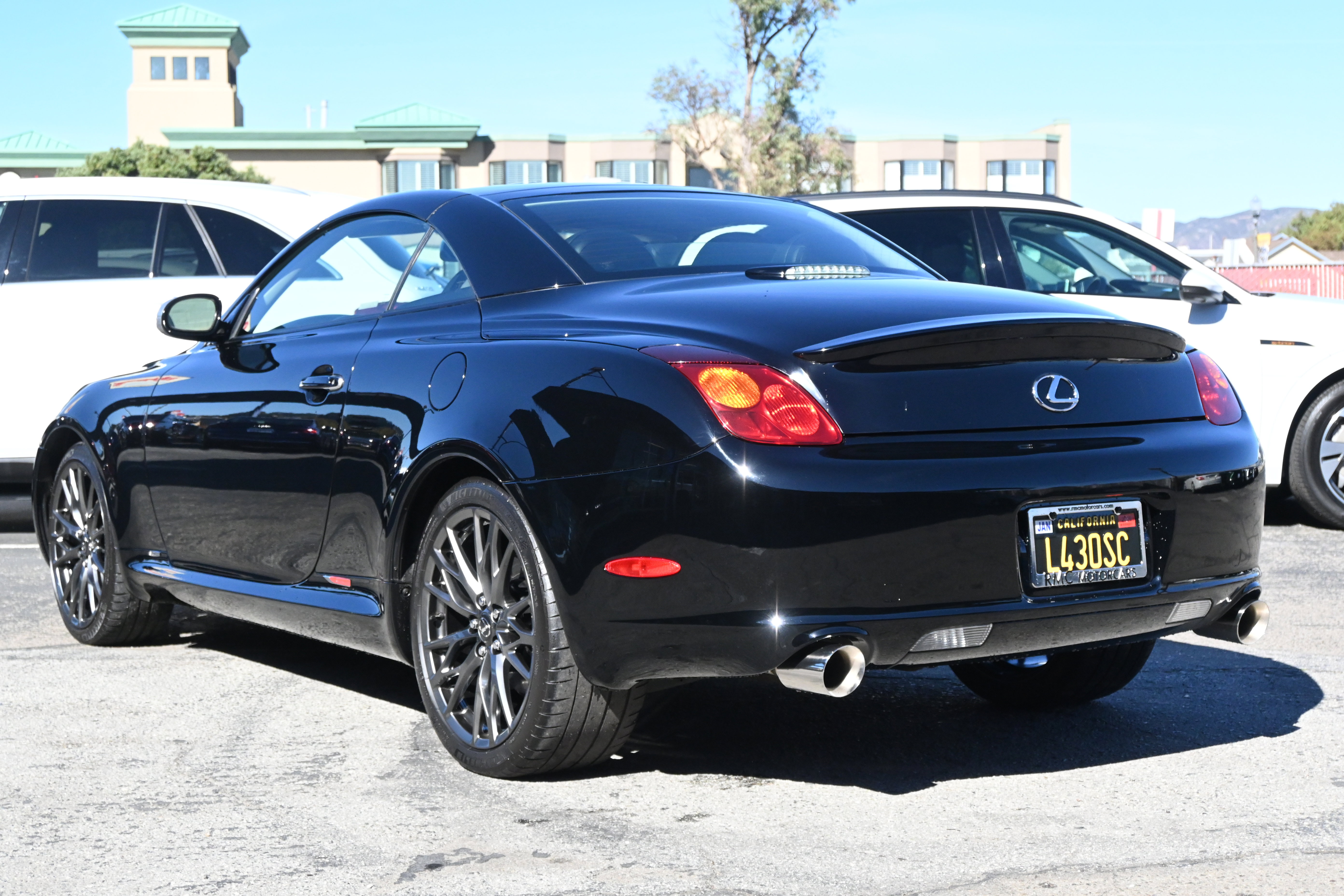 Used 2005 Lexus SC 430 Convertible image 3