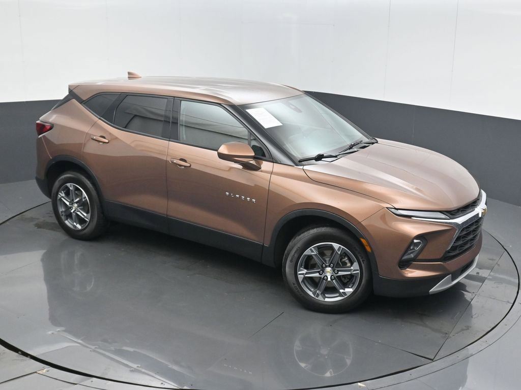 Used 2023 Chevrolet Blazer LT w/ Driver Confidence Package AWD/4WD image 37