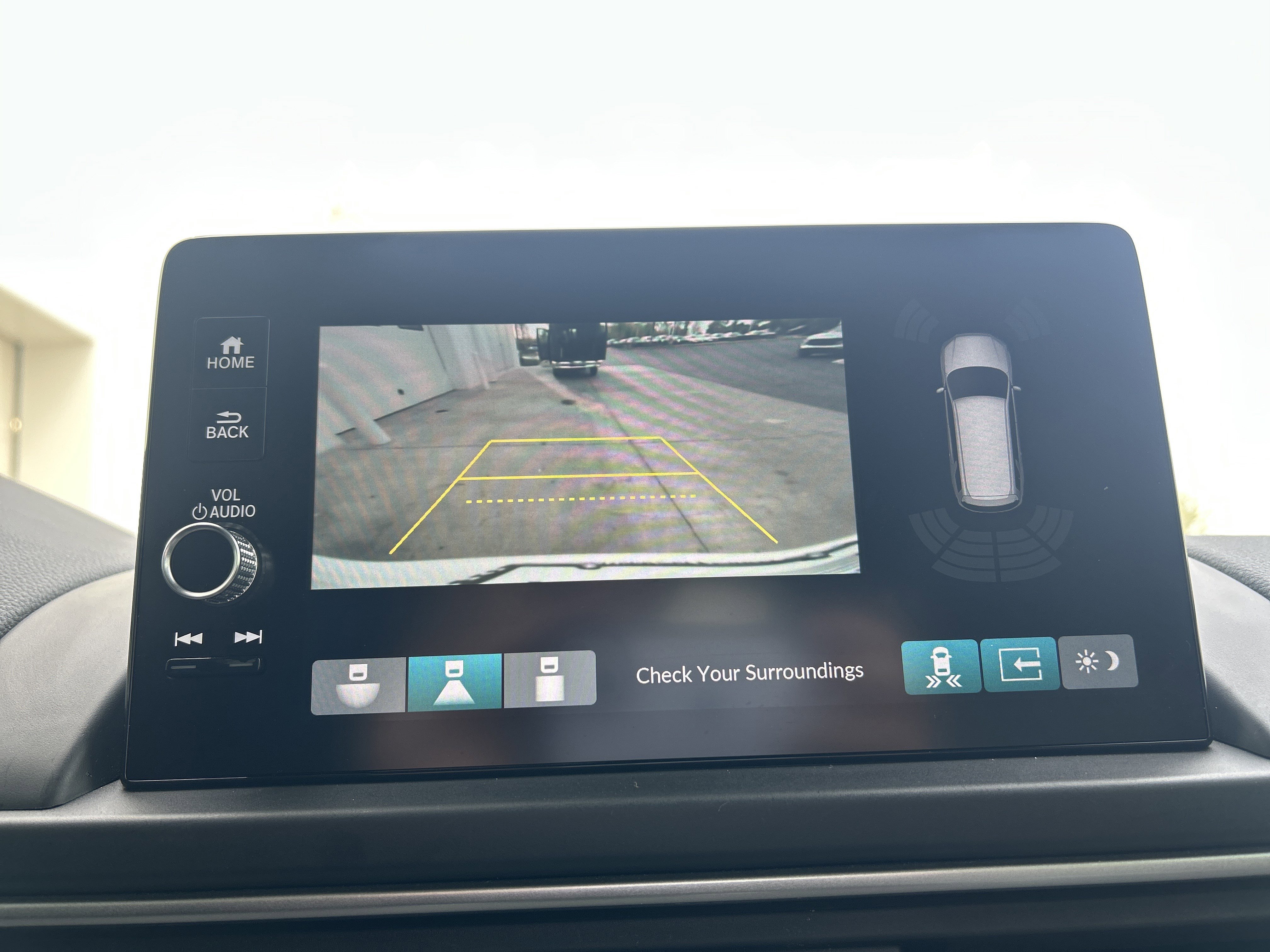 Certified 2025 Honda Pilot Touring image 14