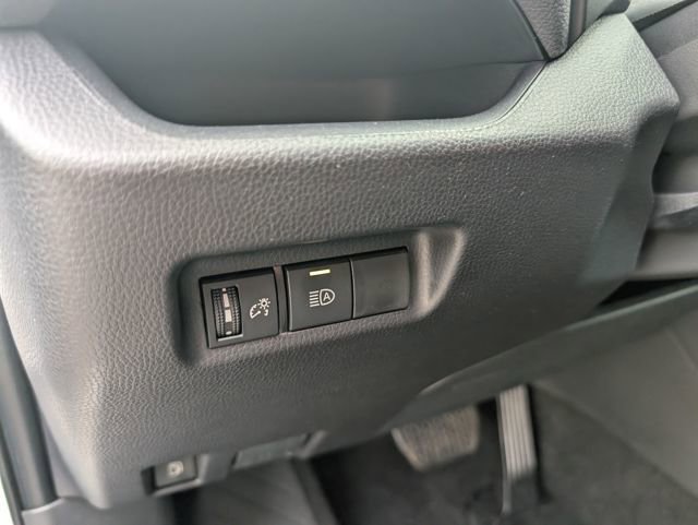 Used 2025 Toyota RAV4 LE image 17