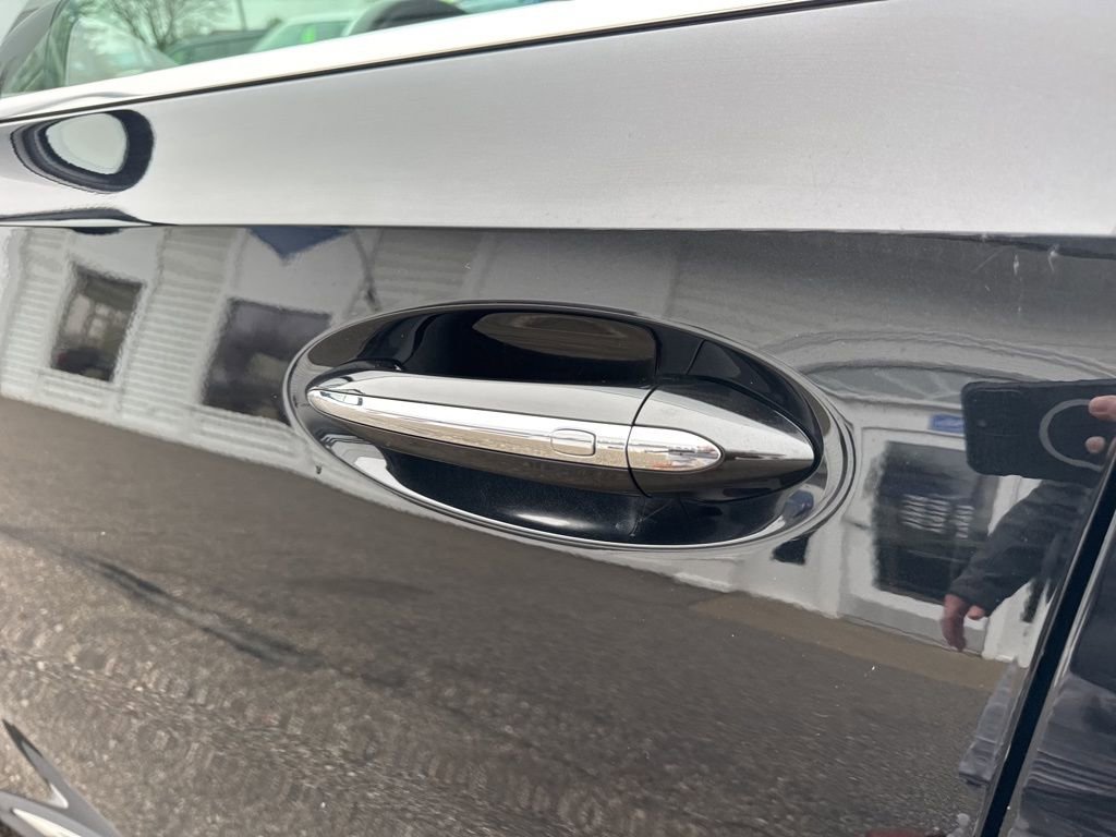 Certified 2023 Buick Envision Essence image 10